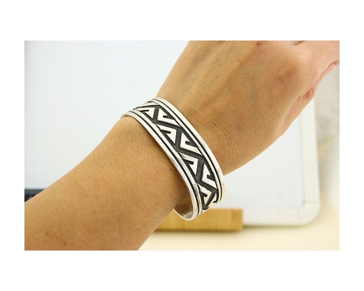 Navajo Bracelet 925 Silver Handmade Cuff Artist Signed Tommy Singer C.80's