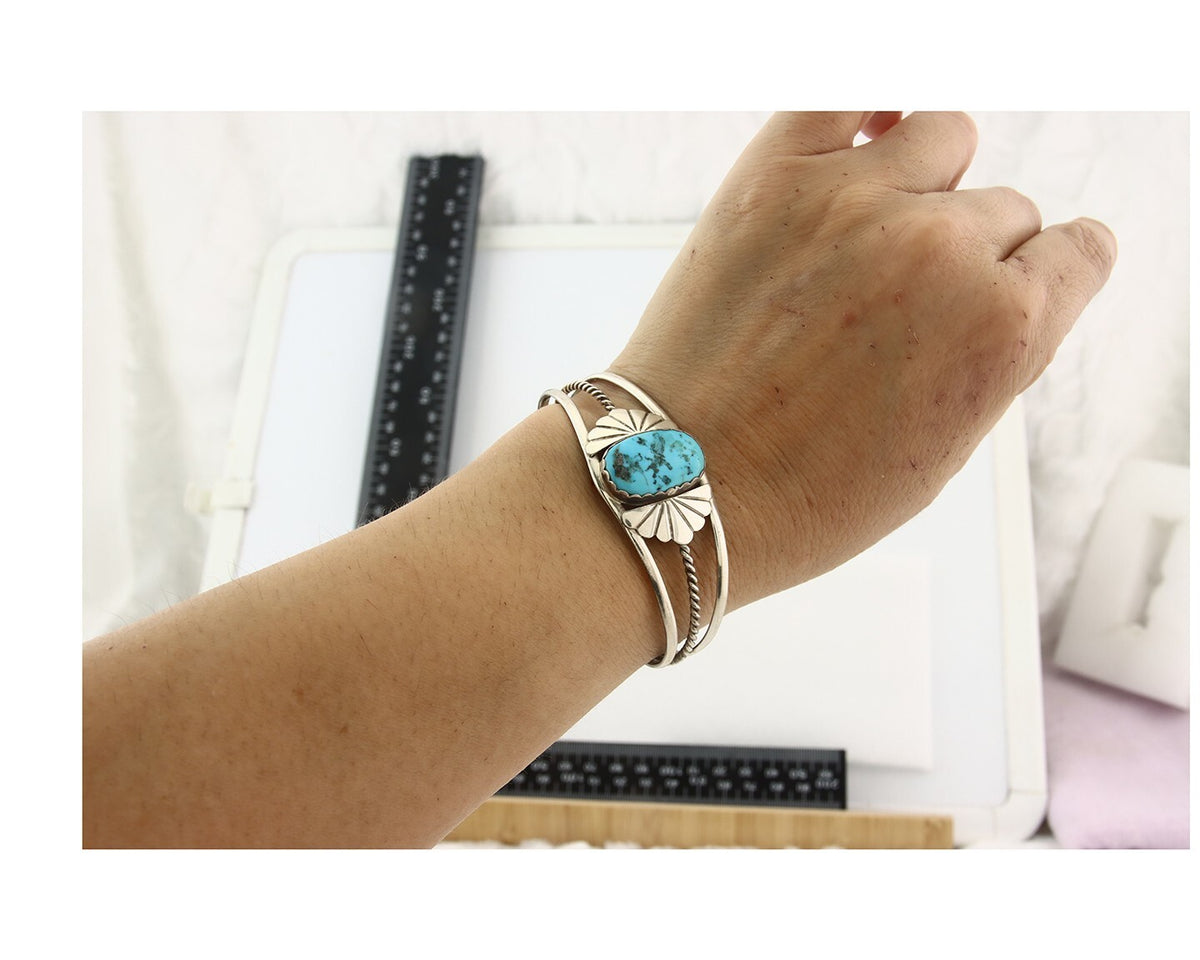 Vintage Navajo Bracelet 925 Silver Turquoise Handmade Signed L T Chee