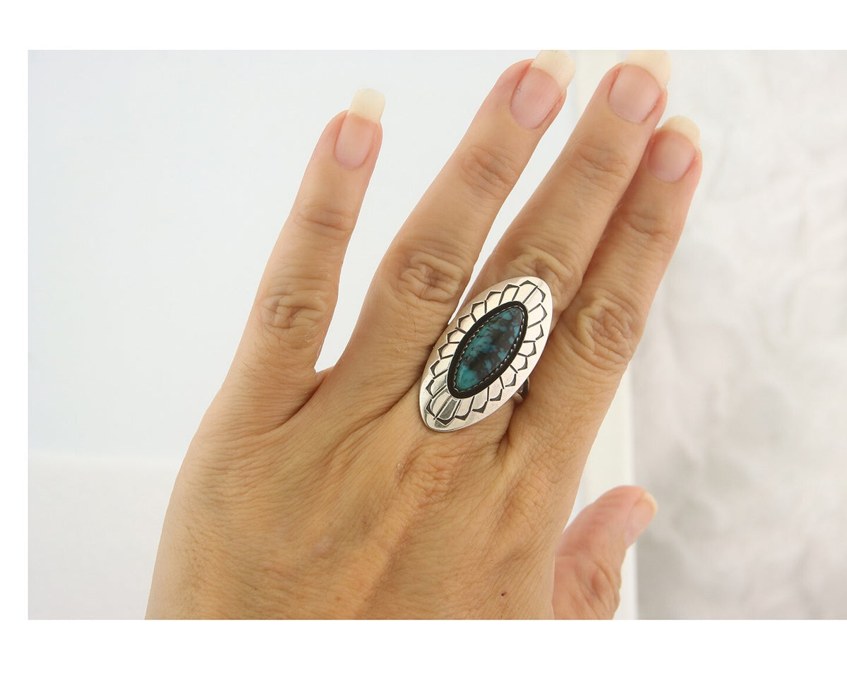 Vintage Navajo Ring 925 Sterling Authentic Traditional Turquoise Size 7.5