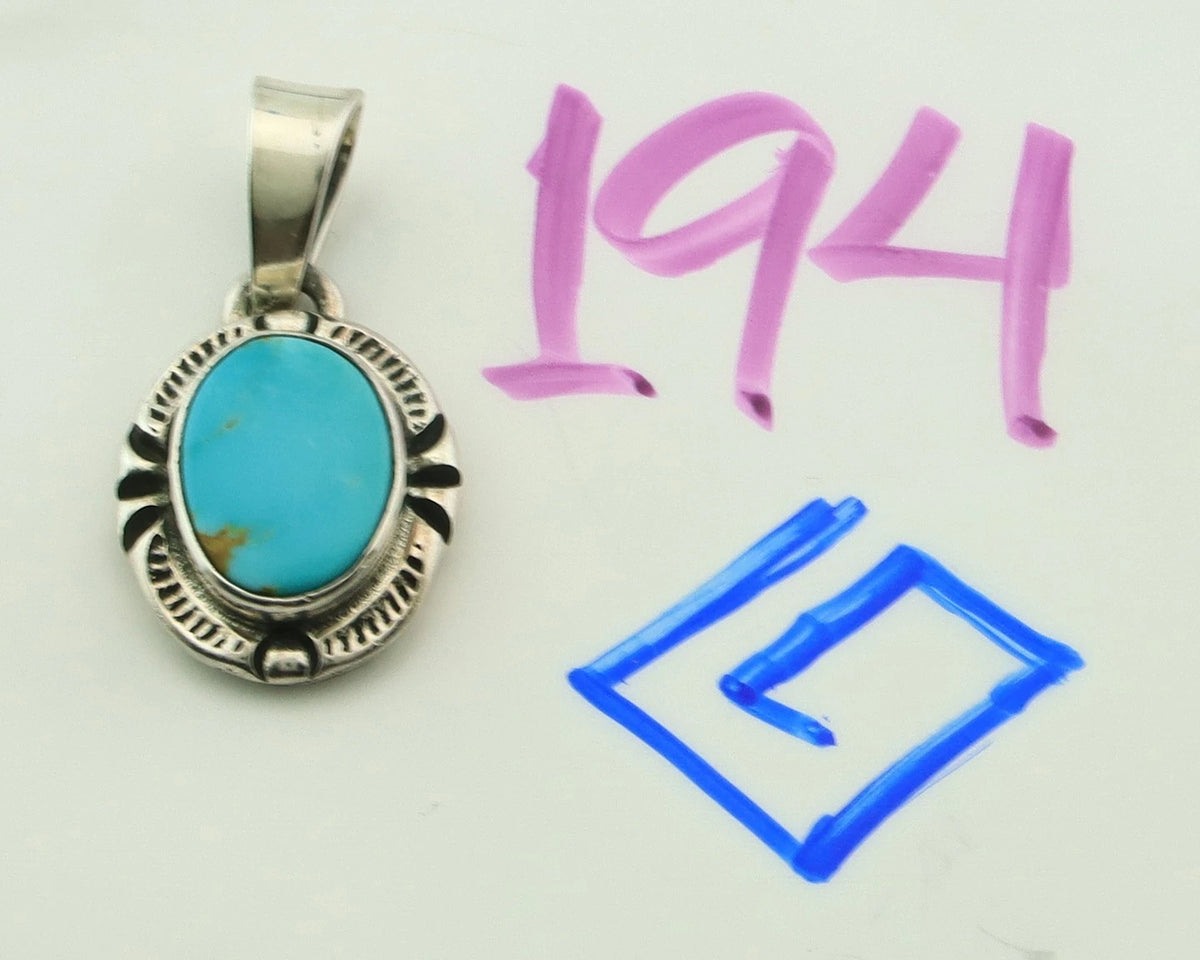 Navajo Pendant 925 Sterling Silver Natural Turquoise Vintage Artist Signed Gecko