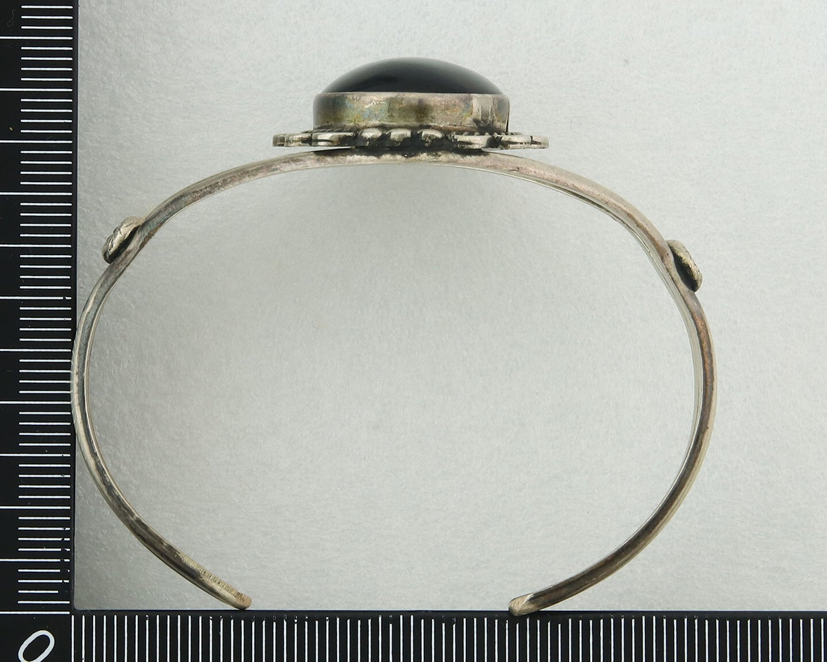 Vintage Navajo Bracelet 925 Silver Onyx Traditional Handmade Native American