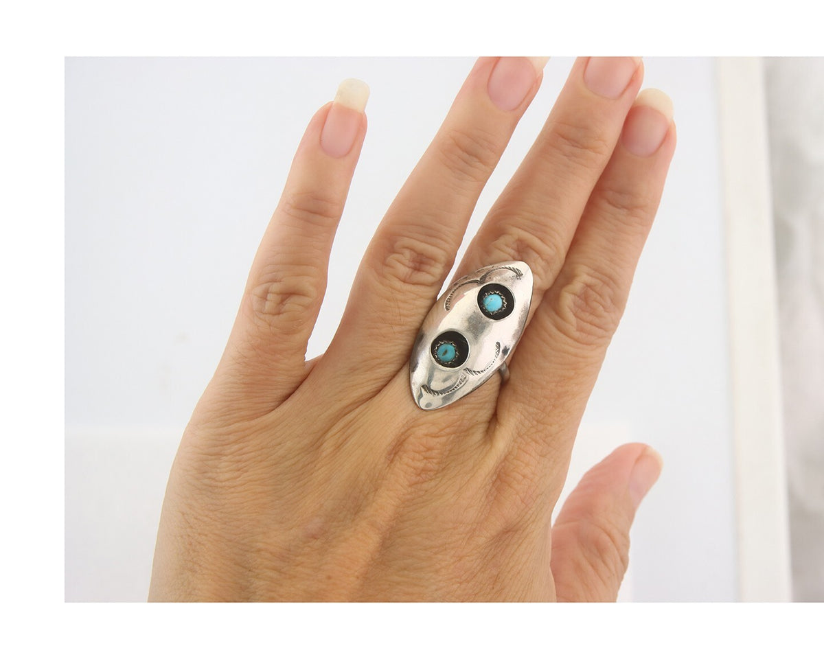 Vintage Navajo Ring 925 Sterling Authentic Traditional Turquoise Size 7.25