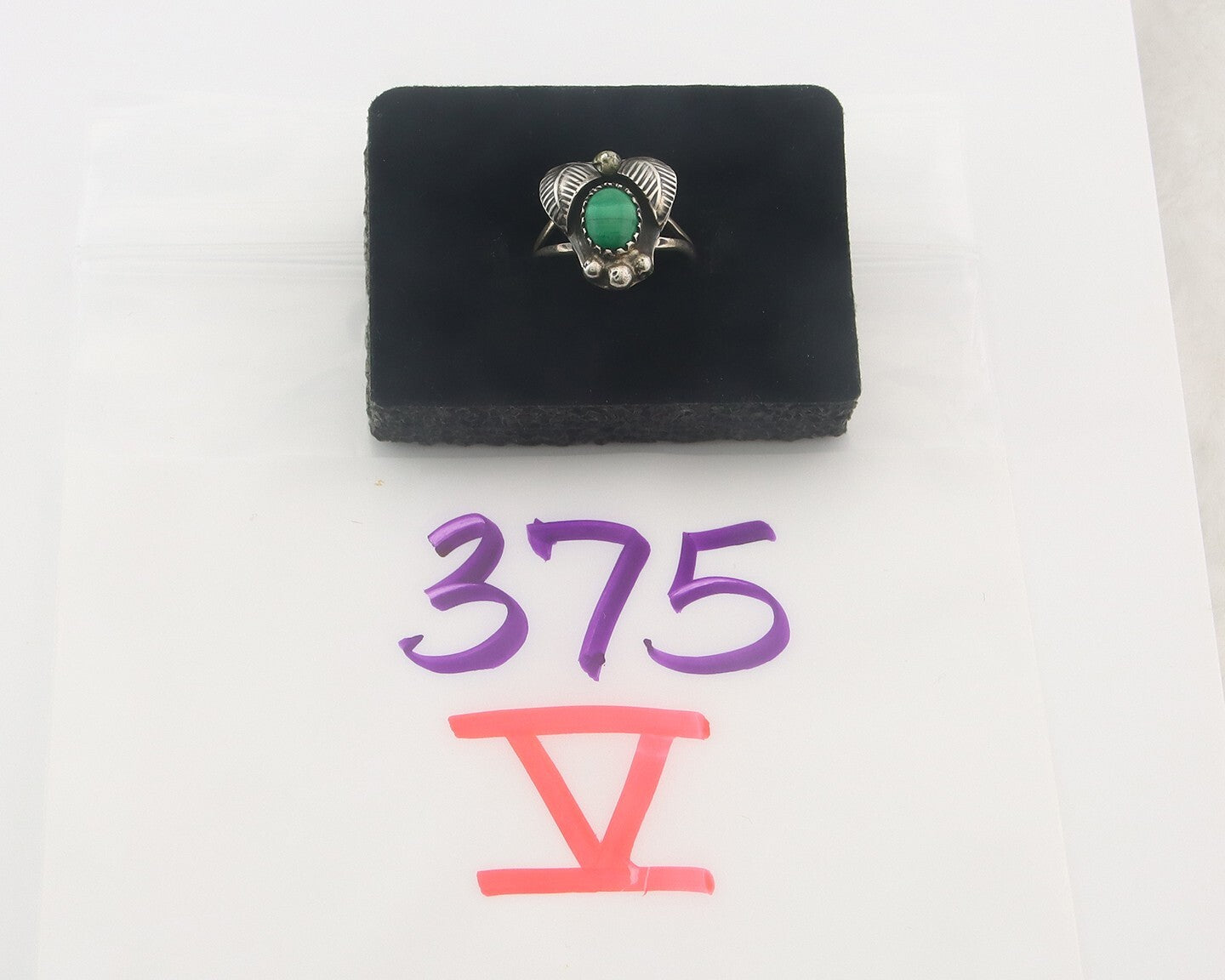Vintage Navajo Ring 925 Sterling Authentic Traditional Malachite Size 5.5