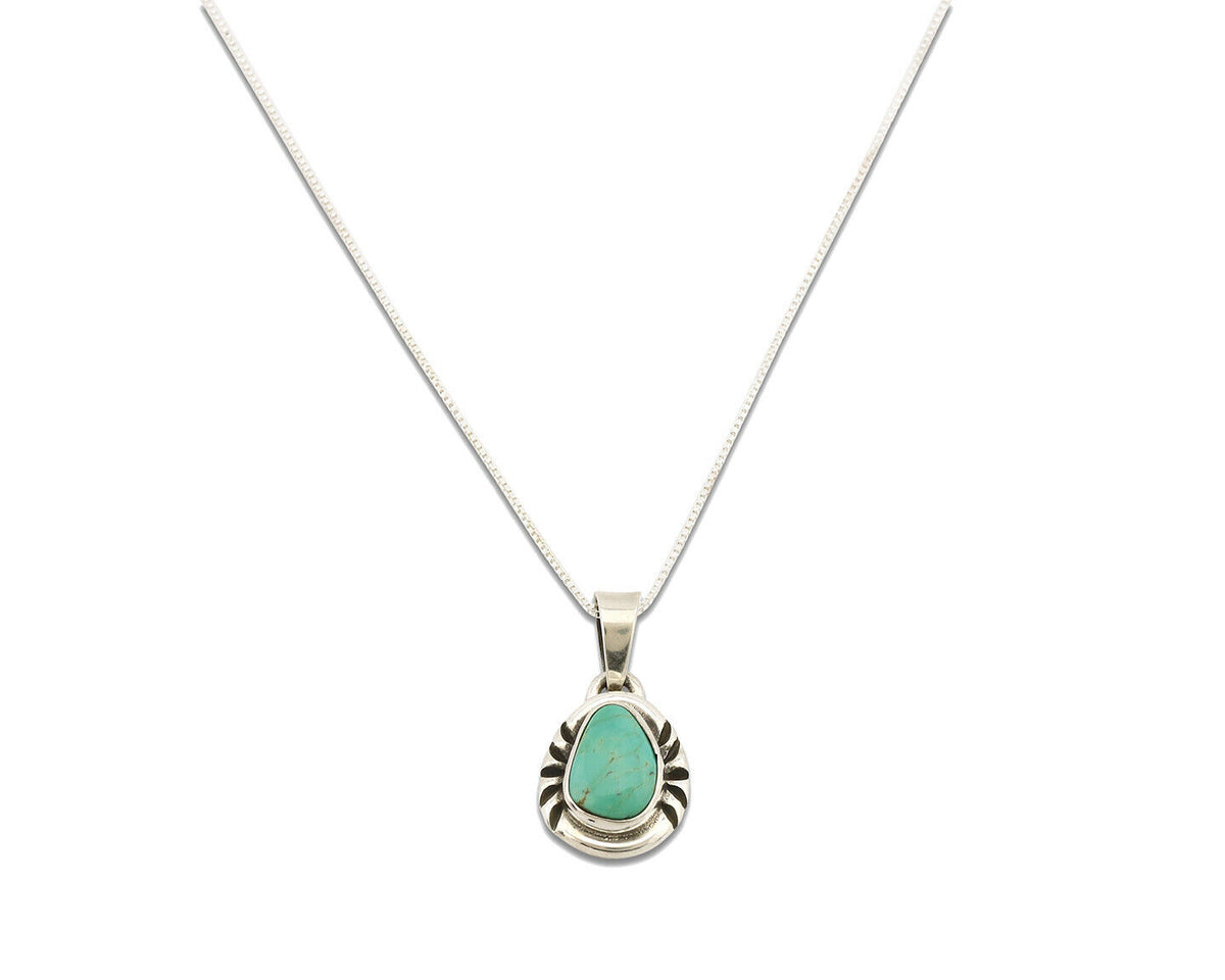 Navajo Necklace .925 Silver Kingman Turquoise Signed Gecko C.1980's