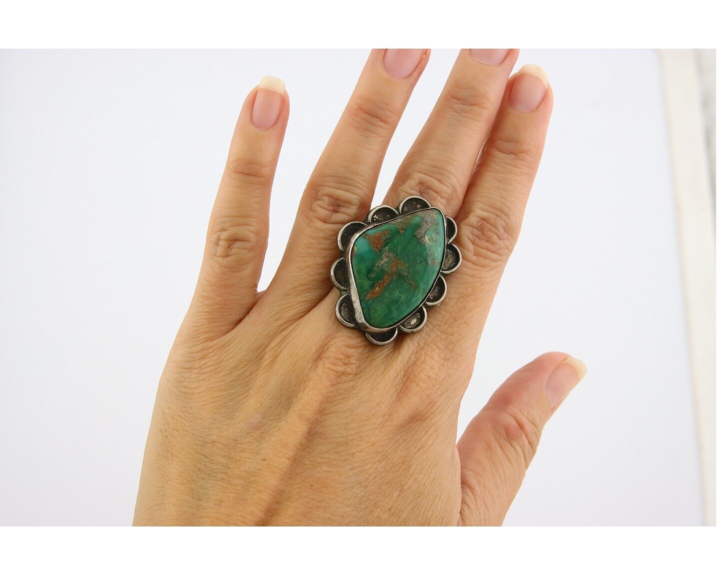 Navajo Ring 925 Sterling Natural Green Turquoise Native Artist C.80's Size 8.25