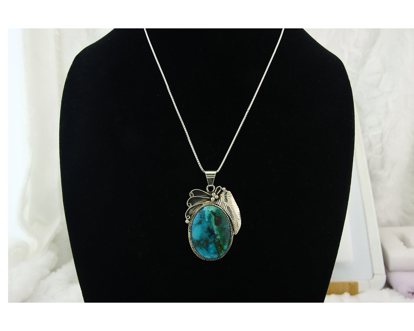 Navajo Sterling Silver Necklace Turquoise Authentic Vintage Signed WL