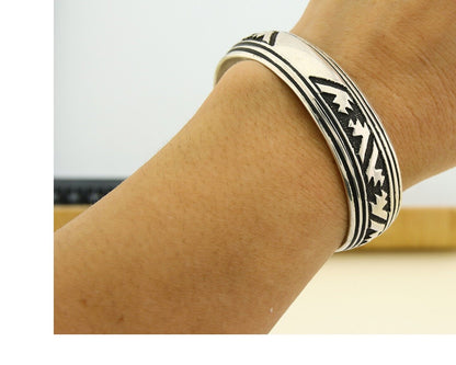 Navajo Bracelet 925 Silver Handmade Cuff Artist Signed Tommy Singer C.80's