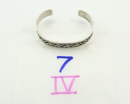 Mens's Navajo Bracelet 925 Silver Artist Signed Thomas Singer Cuff Made 1980's