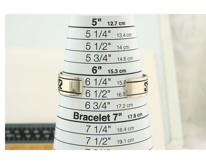 Navajo Bracelet 925 Silver Artist Signed Thomas Singer Cuff Made in the 1980's