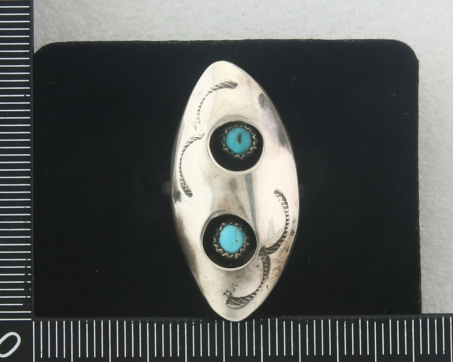 Vintage Navajo Ring 925 Sterling Authentic Traditional Turquoise Size 7.25