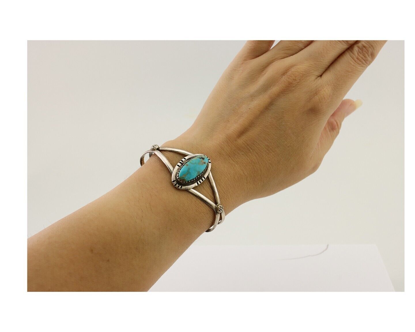 Navajo Bracelet 925 Silver Kingman Turquoise Native American Artist C.80's