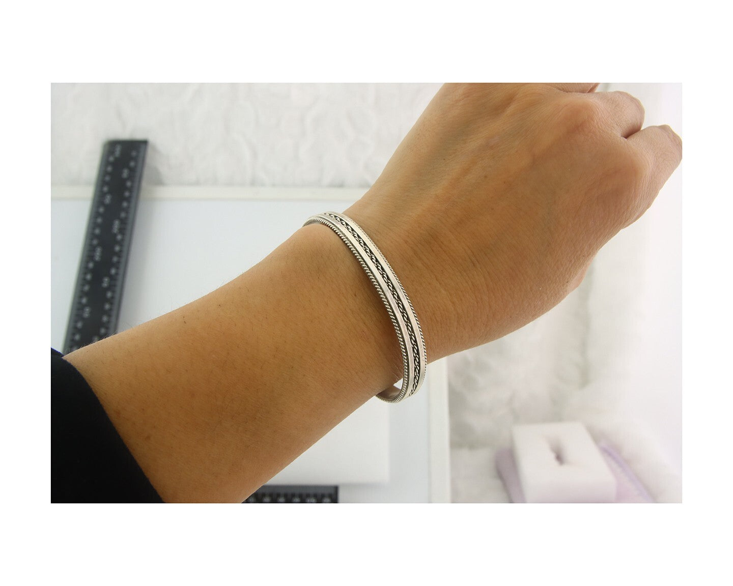 Vintage Navajo Bracelet 925 Silver Handmade Authentic Traditional Signed TAHE