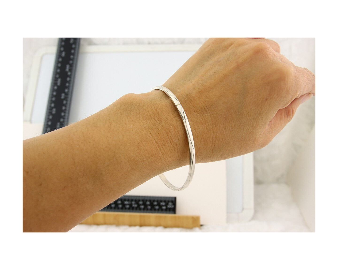 Navajo Bangle Bracelet 925 Silver Hand Stamped Twist Native American Artist C80s