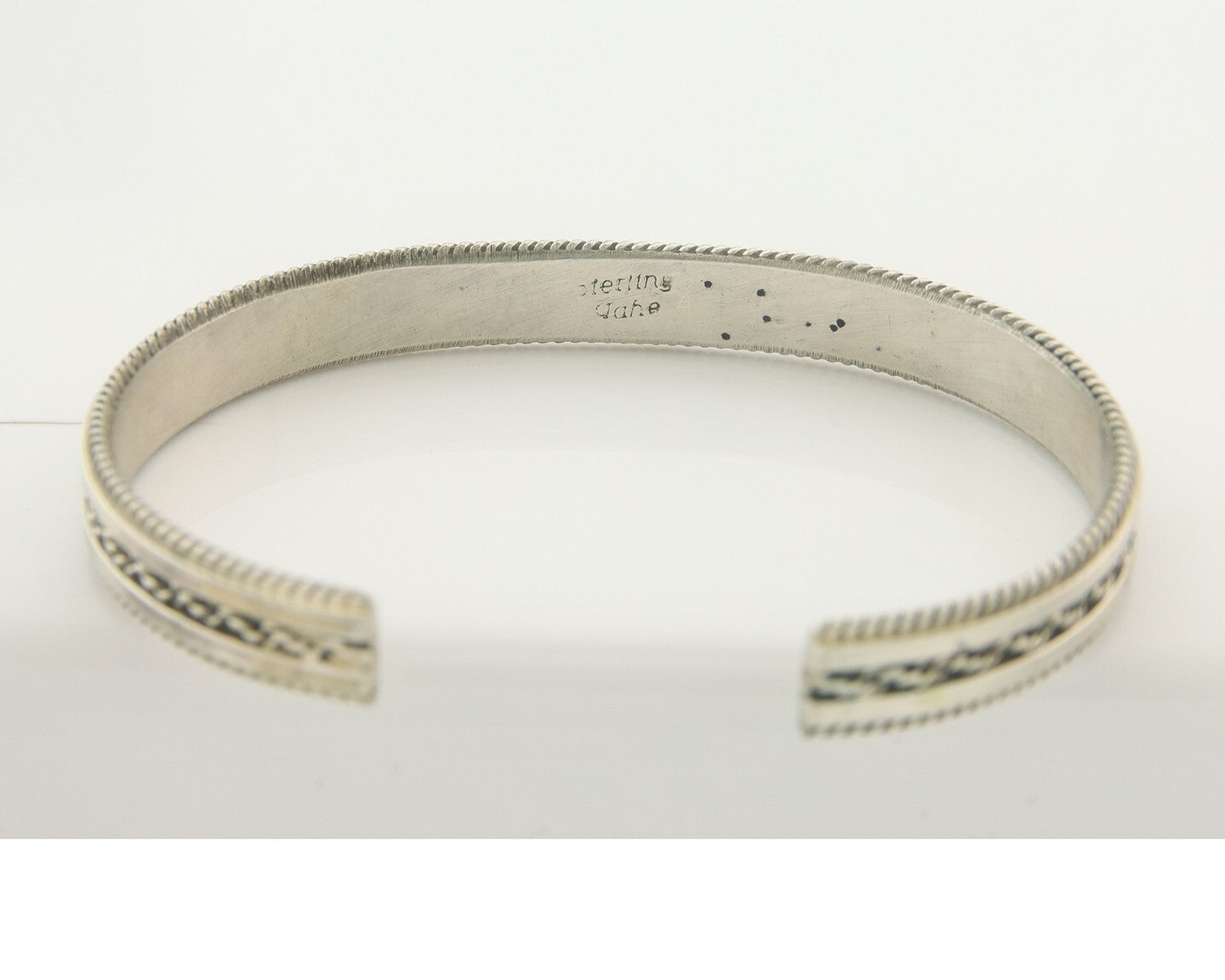 Vintage Navajo Bracelet 925 Silver Handmade Authentic Traditional Signed TAHE