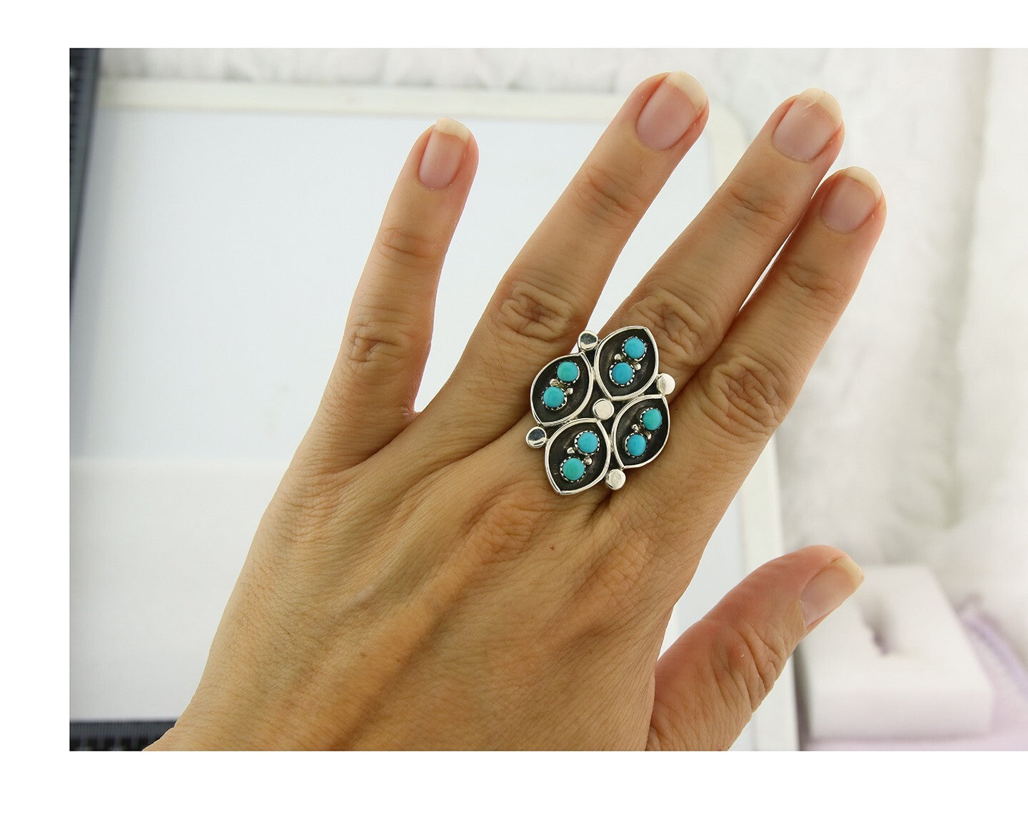 Vintage Zuni Ring 925 Sterling Authentic Natural Turquoise Native Artist Sz 8.0