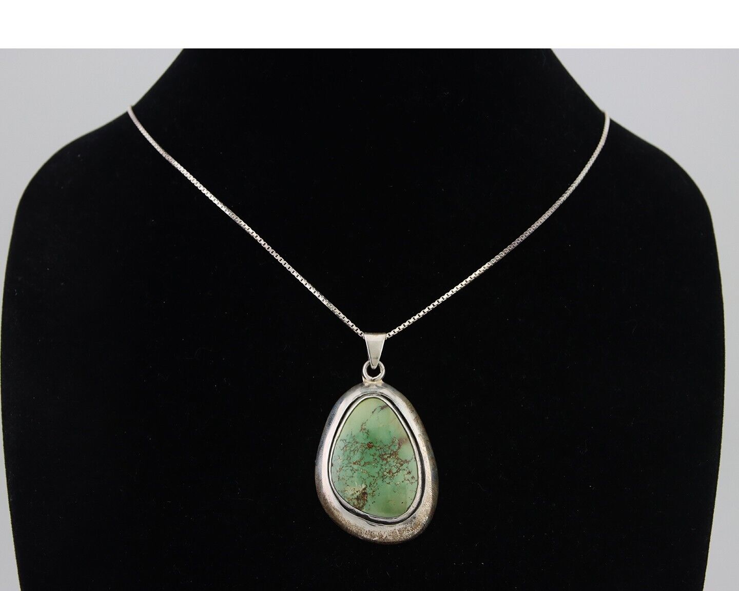Navajo Necklace 925 Silver Natural Green Turquoise Native American Artist C.80's