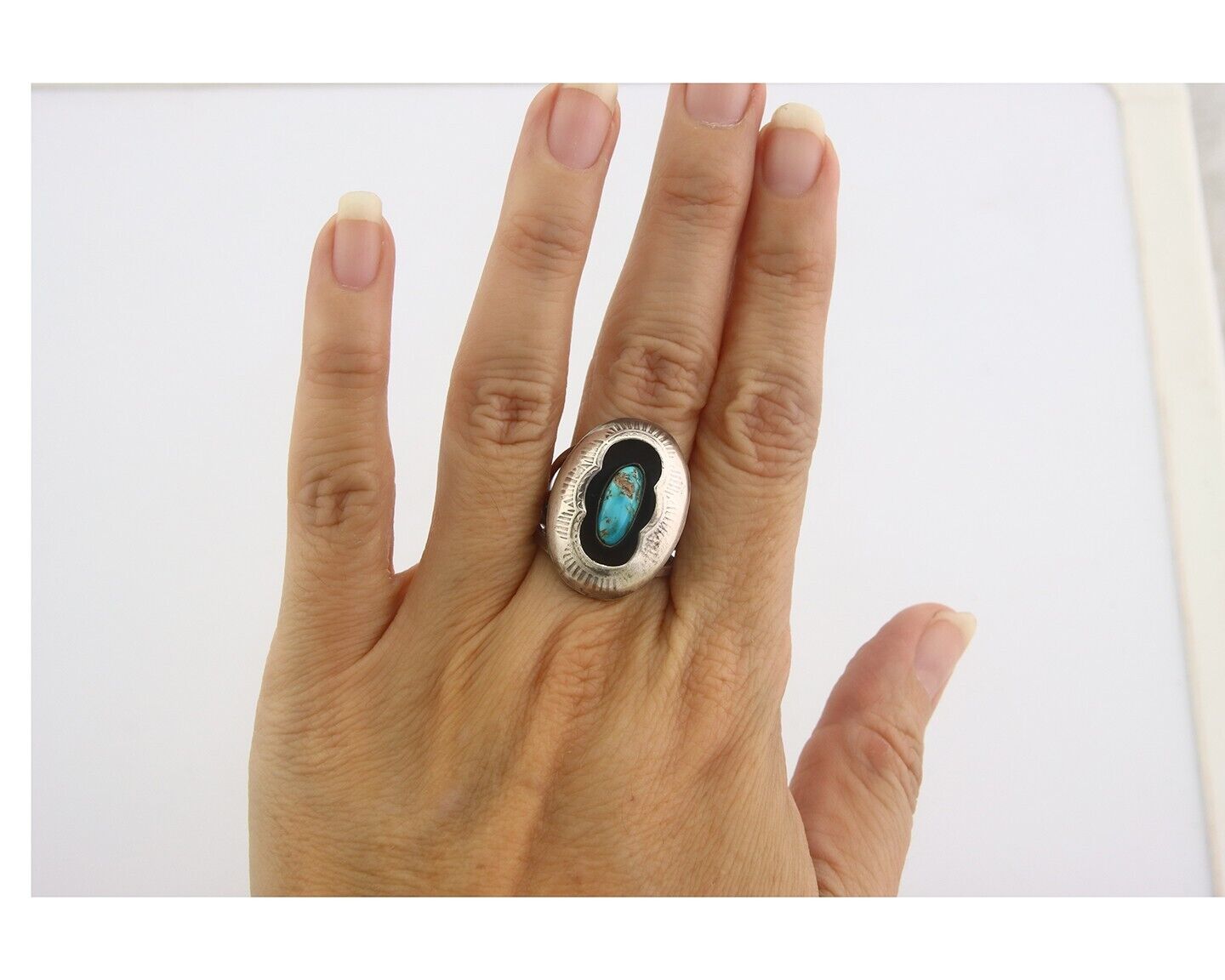 Navajo Ring 925 Sterling Turquoise Handmade Native Artist C.80's Size 8.25