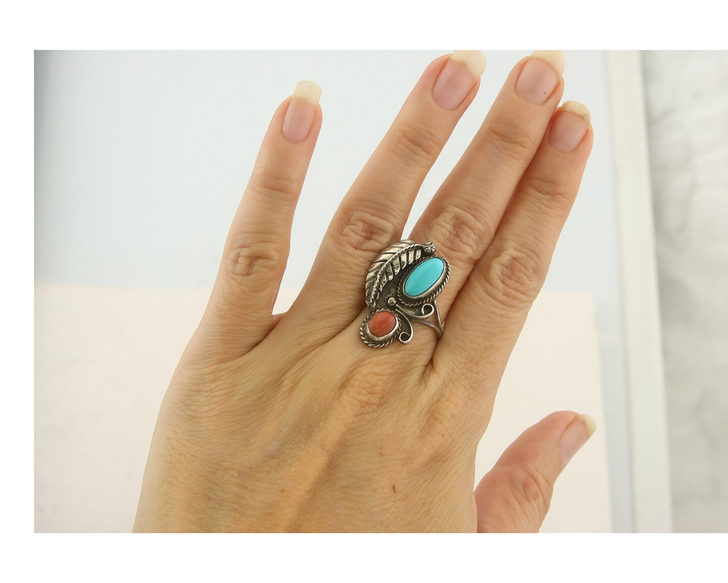 Navajo Ring 925 Sterling Natural Coral & Turquoise Signed EH C.80's Size 7.5