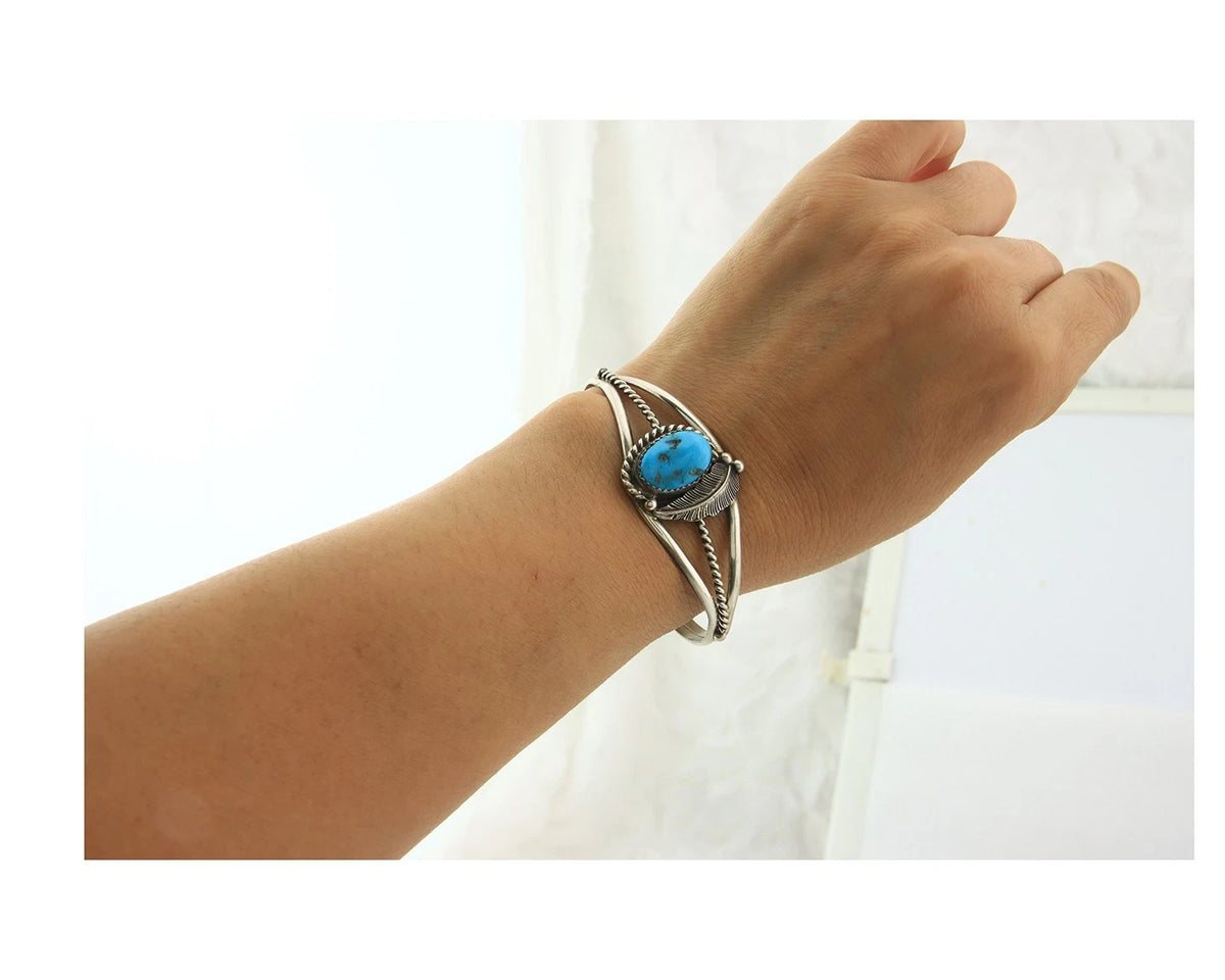 Navajo Cuff Bracelet Sterling Silver Natural Turquoise Native Vintage