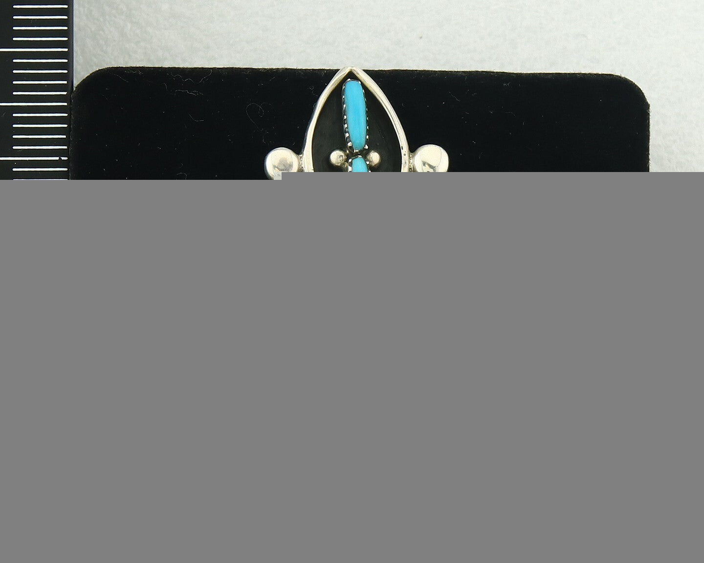 Vintage Zuni Ring 925 Sterling Authentic Natural Turquoise Native Artist Sz 8.5