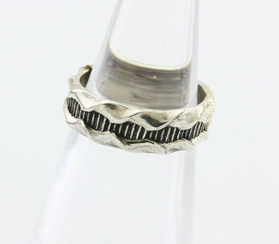 Navajo Handmade Ring 925 Silver Native American Size 2.0 C.80's