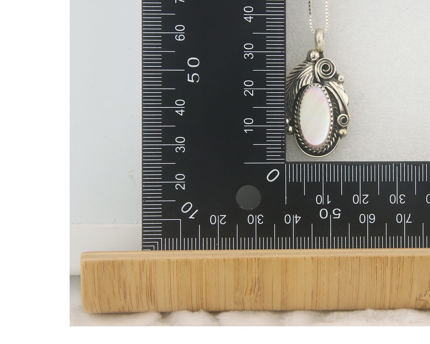 Navajo Sterling Silver Necklace Pink Muscle Authentic Vintage Sign Justin Morris