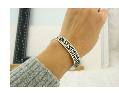 Navajo Bracelet 925 Silver Artist Signed Thomas Singer Cuff Made in the 1980's