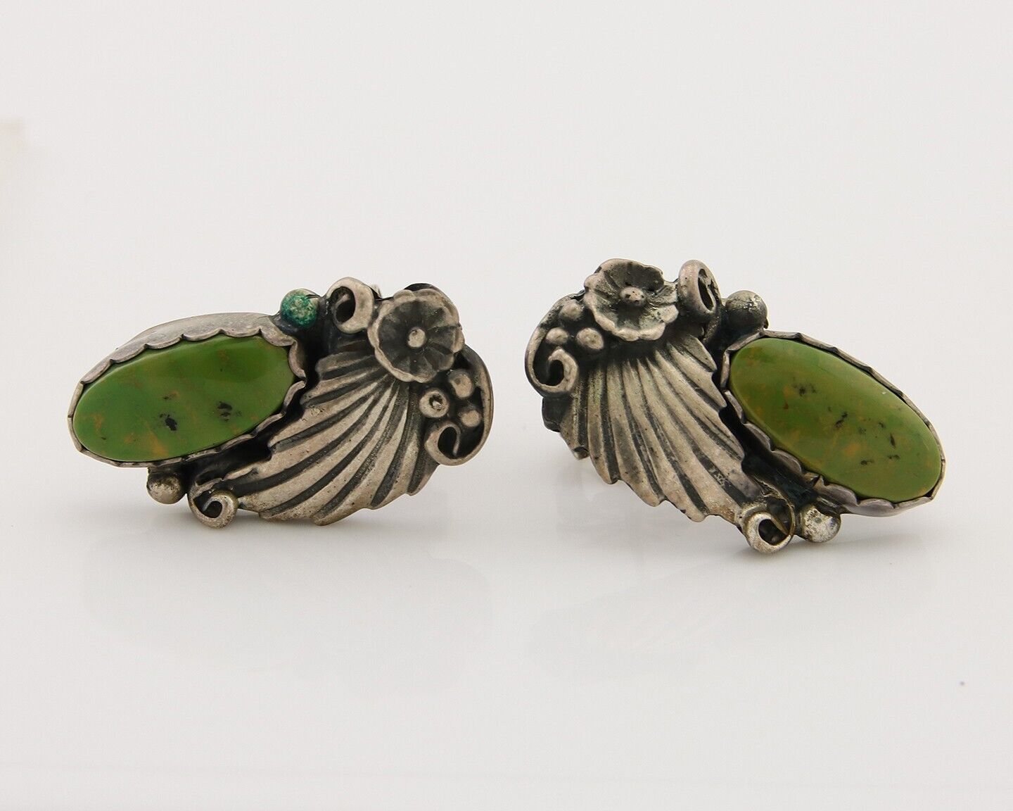 Navajo Handmade Earrings 925 Silver Natural Turquoise Native Artist C.80's