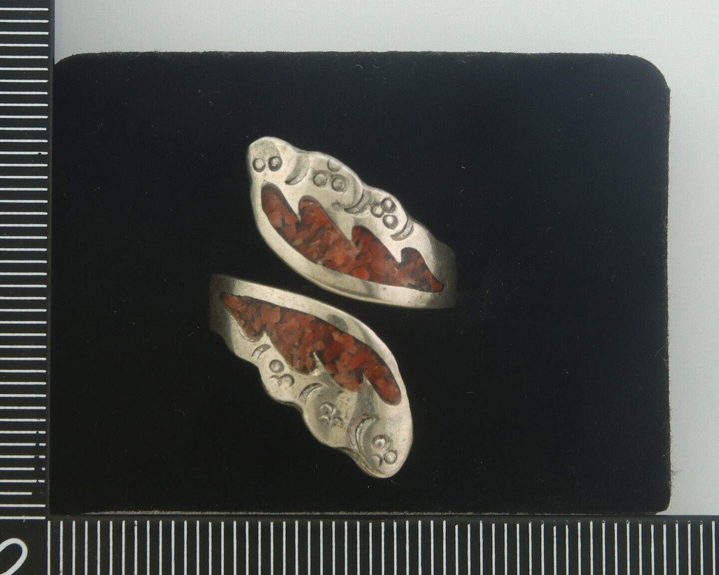 Navajo Ring 925 Silver Inlaid Natural Coral Native Artist C.80's Size 8.0