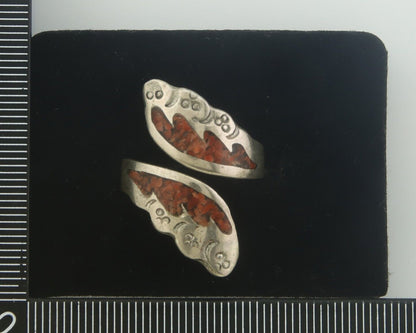 Navajo Ring 925 Silver Inlaid Natural Coral Native Artist C.80's Size 8.0