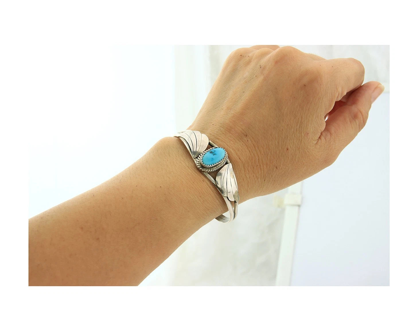 Navajo Cuff Bracelet 925 Sterling Silver Turquoise Vintage Handmade