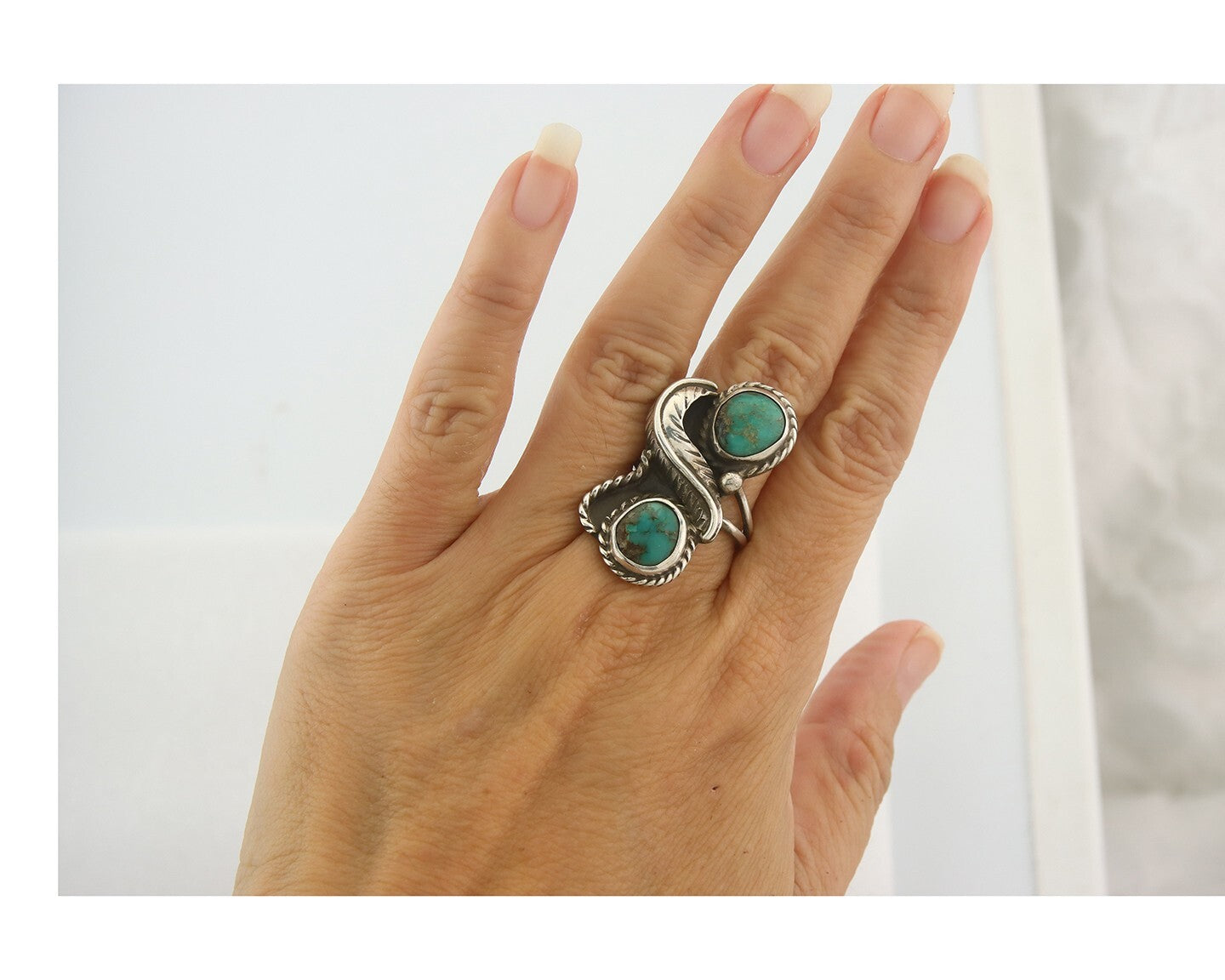 Vintage Navajo Ring 925 Sterling Authentic Traditional Turquoise Size 8.0