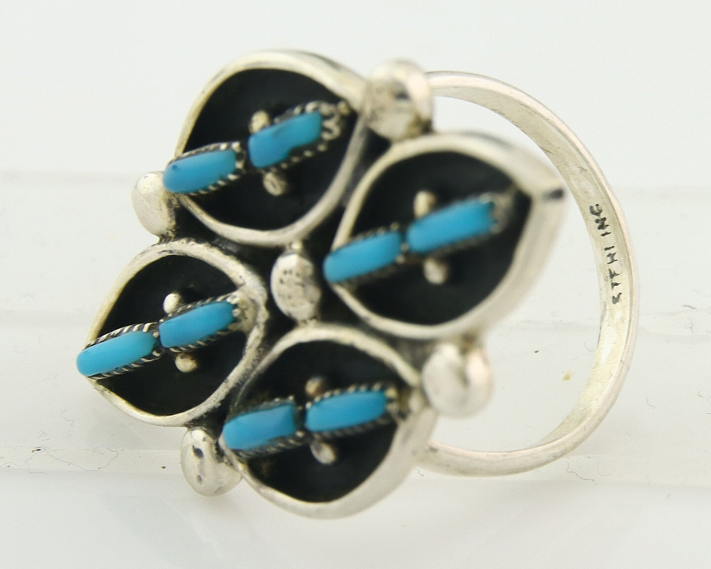 Vintage Zuni Ring 925 Sterling Authentic Natural Turquoise Native Artist Sz 7.25