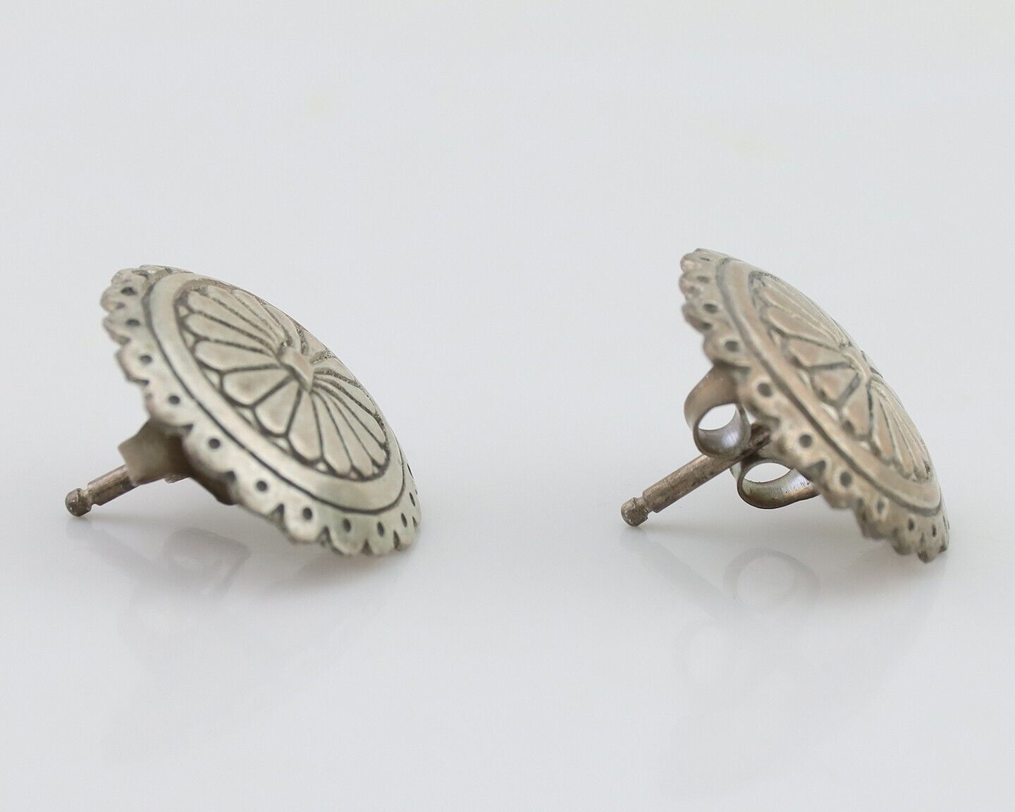 Navajo Small Shield Earrings 925 Silver Native American Artist C.80's