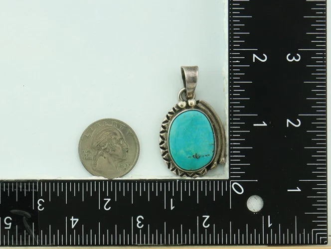 Navajo Pendant 925 Sterling Silver Natural Turquoise Vintage Artist Signed Gecko