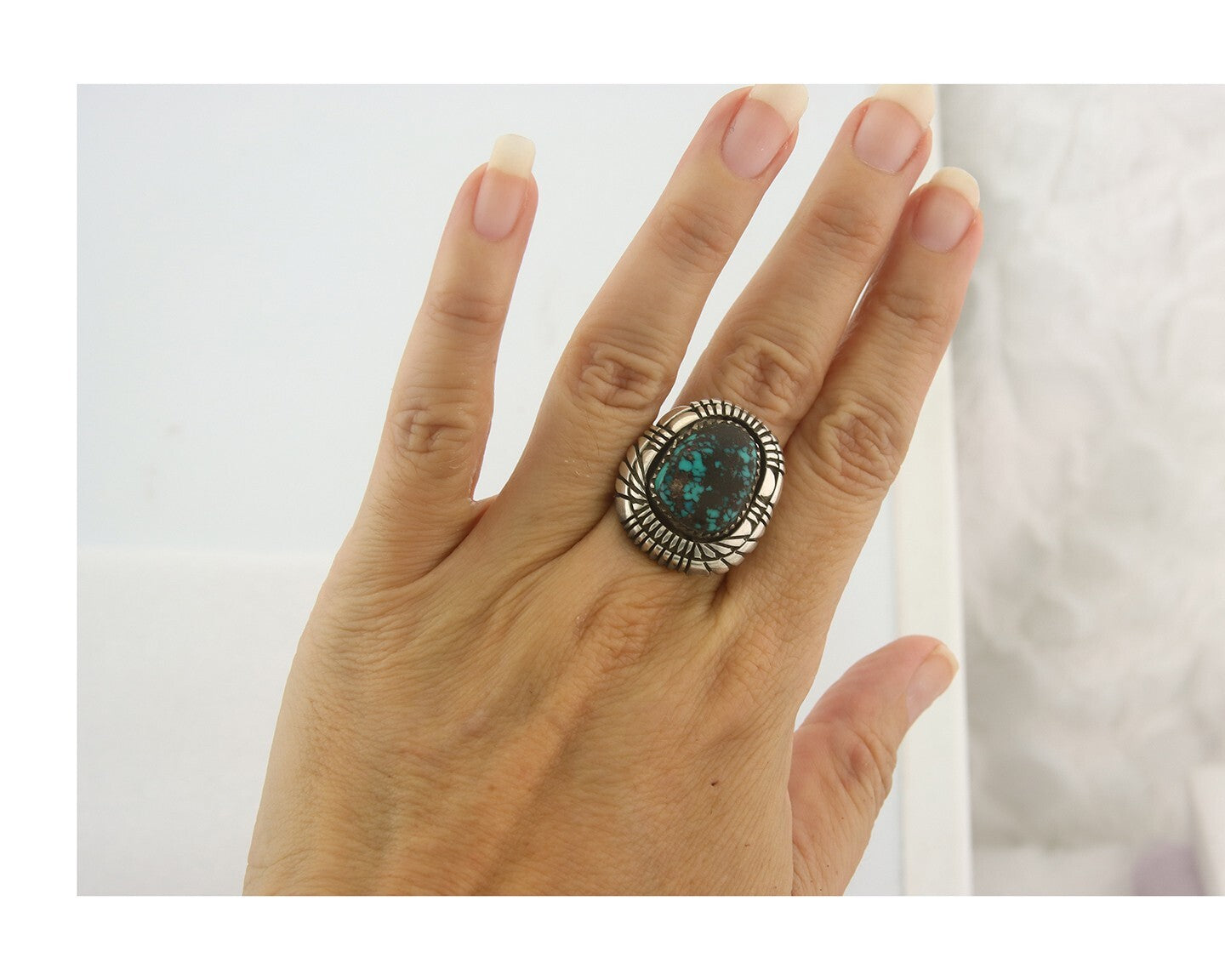 Vintage Navajo Ring 925 Sterling Authentic Traditional Turquoise Size 7.5