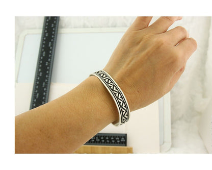 Mens's Navajo Bracelet 925 Silver Artist Signed Thomas Singer Cuff Made 1980's