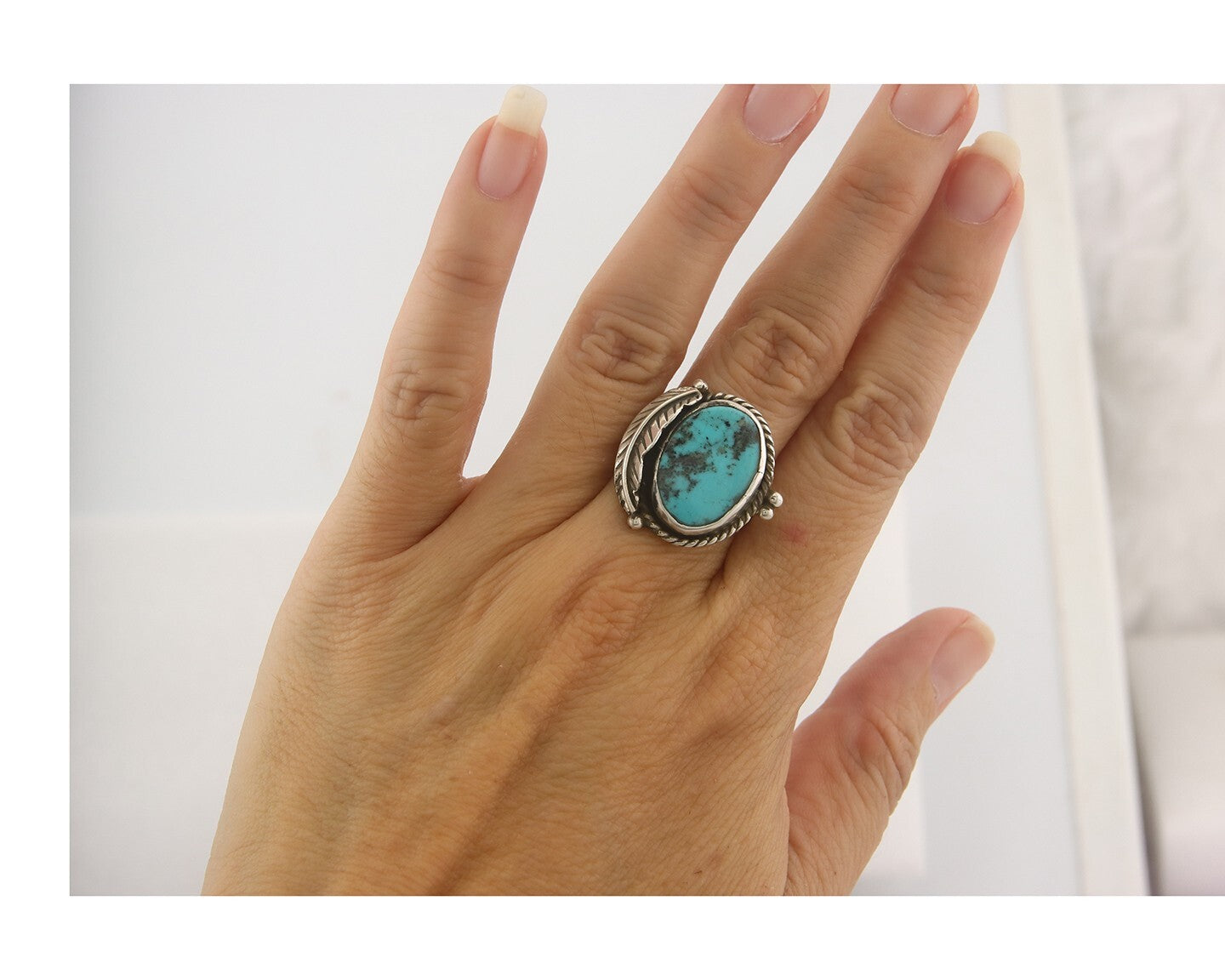 Vintage Navajo Ring 925 Sterling Authentic Traditional Turquoise Size 8.25