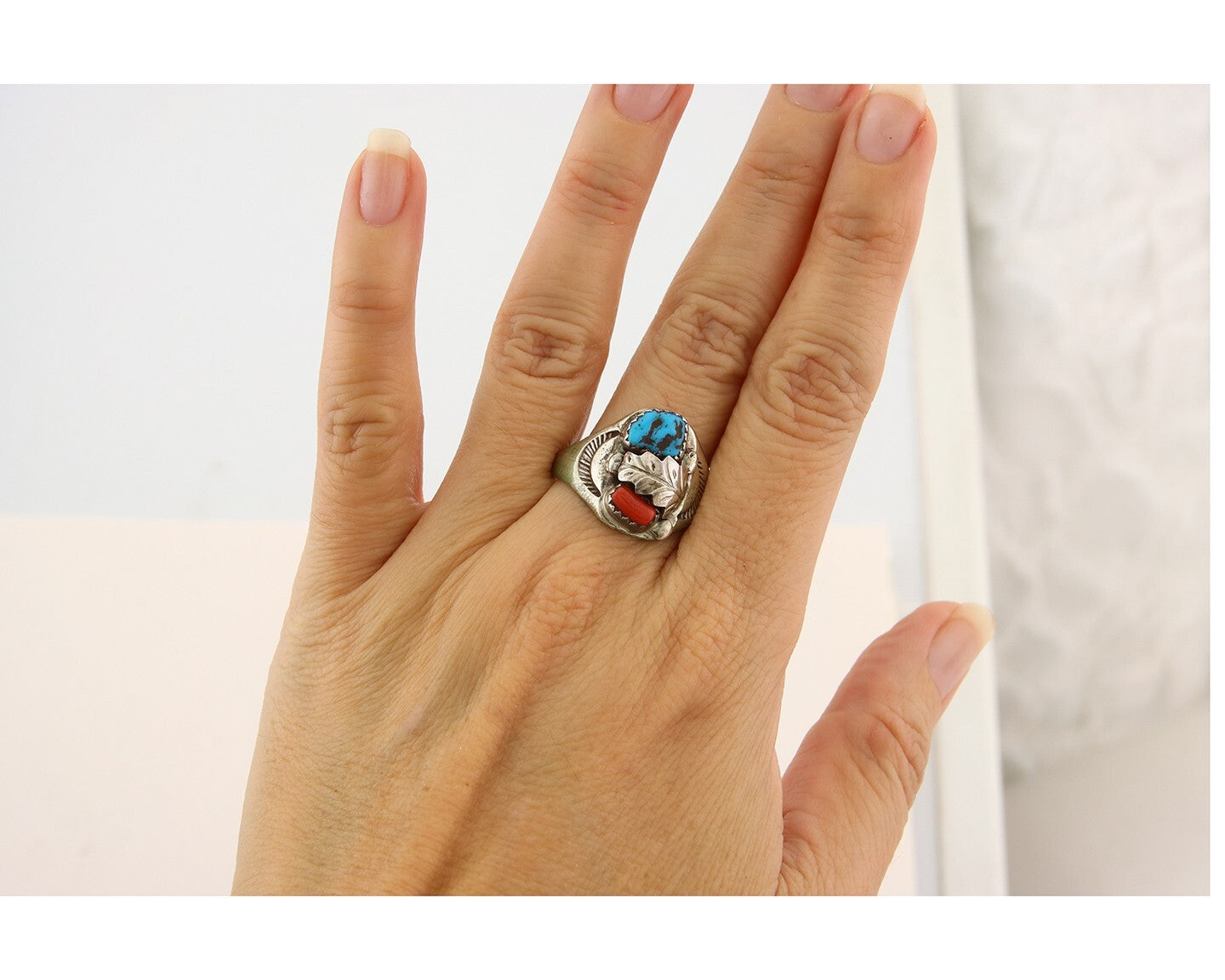 Navajo Ring 925 Sterling Turquoise & Coral Native Artist C.80's Size 10.75