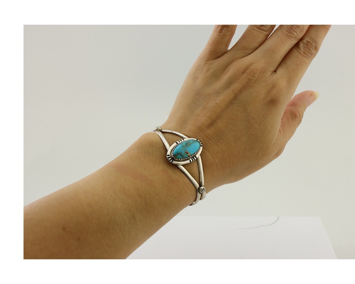 Navajo Bracelet 925 Silver Kingman Turquoise Native American Artist C.80's