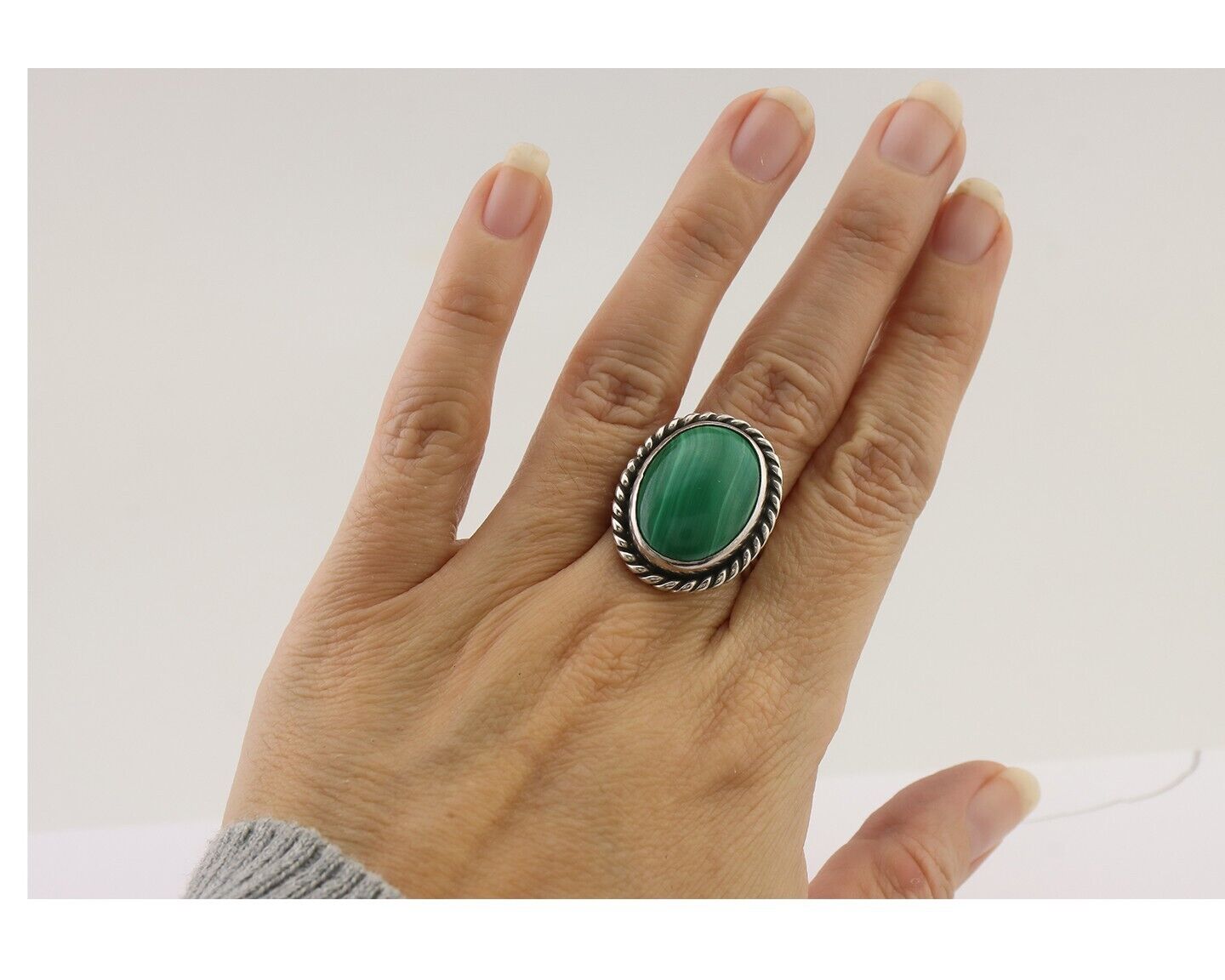 Navajo Ring 925 Silver Natural Malachite Native American Artist Size 7.0 C.80's