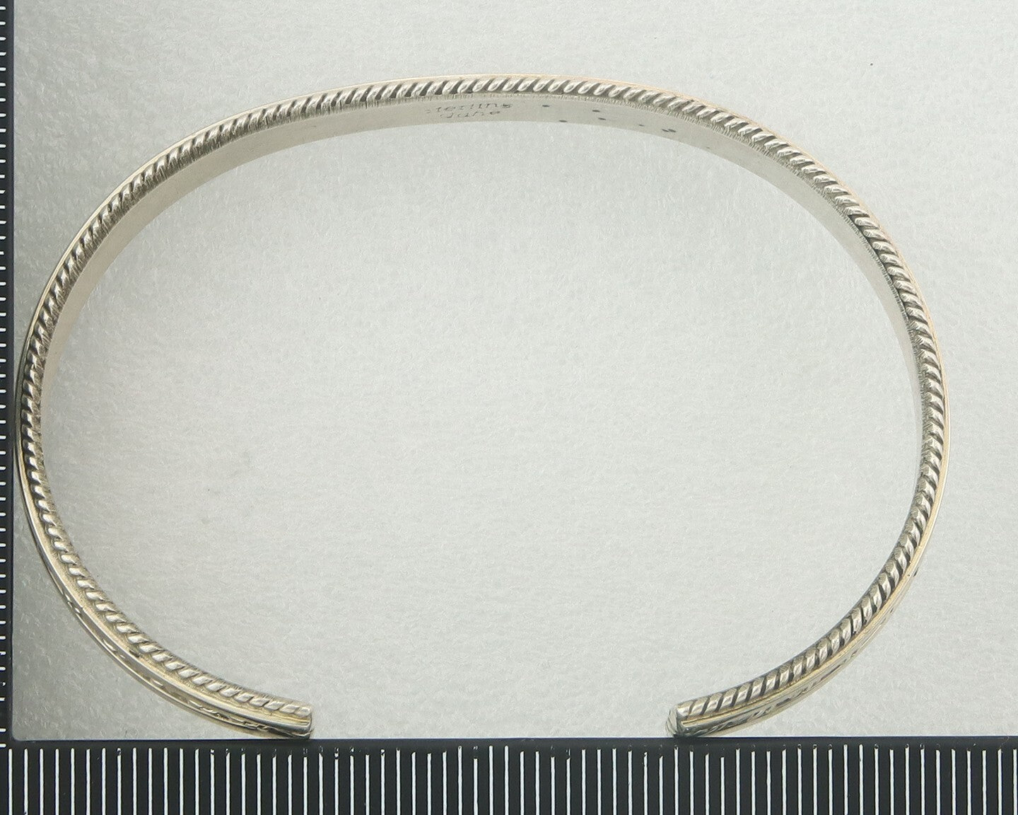 Vintage Navajo Bracelet 925 Silver Handmade Authentic Traditional Signed TAHE