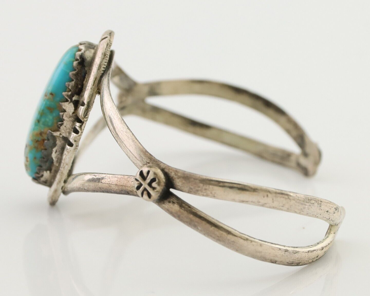 Navajo Bracelet 925 Silver Kingman Turquoise Native American Artist C.80's