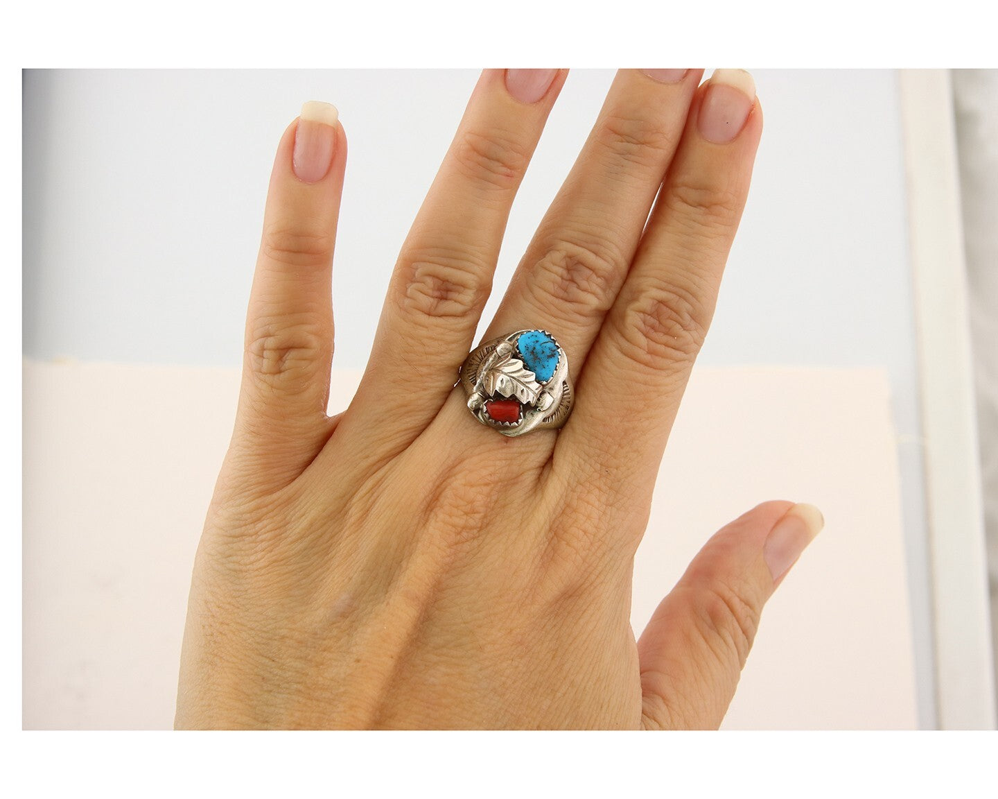 Navajo Ring 925 Sterling Turquoise & Coral Native Artist C.80's Size 6.75