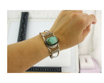 Vintage Navajo Bracelet 925 Silver Turquoise Handmade Authentic Signed 0434
