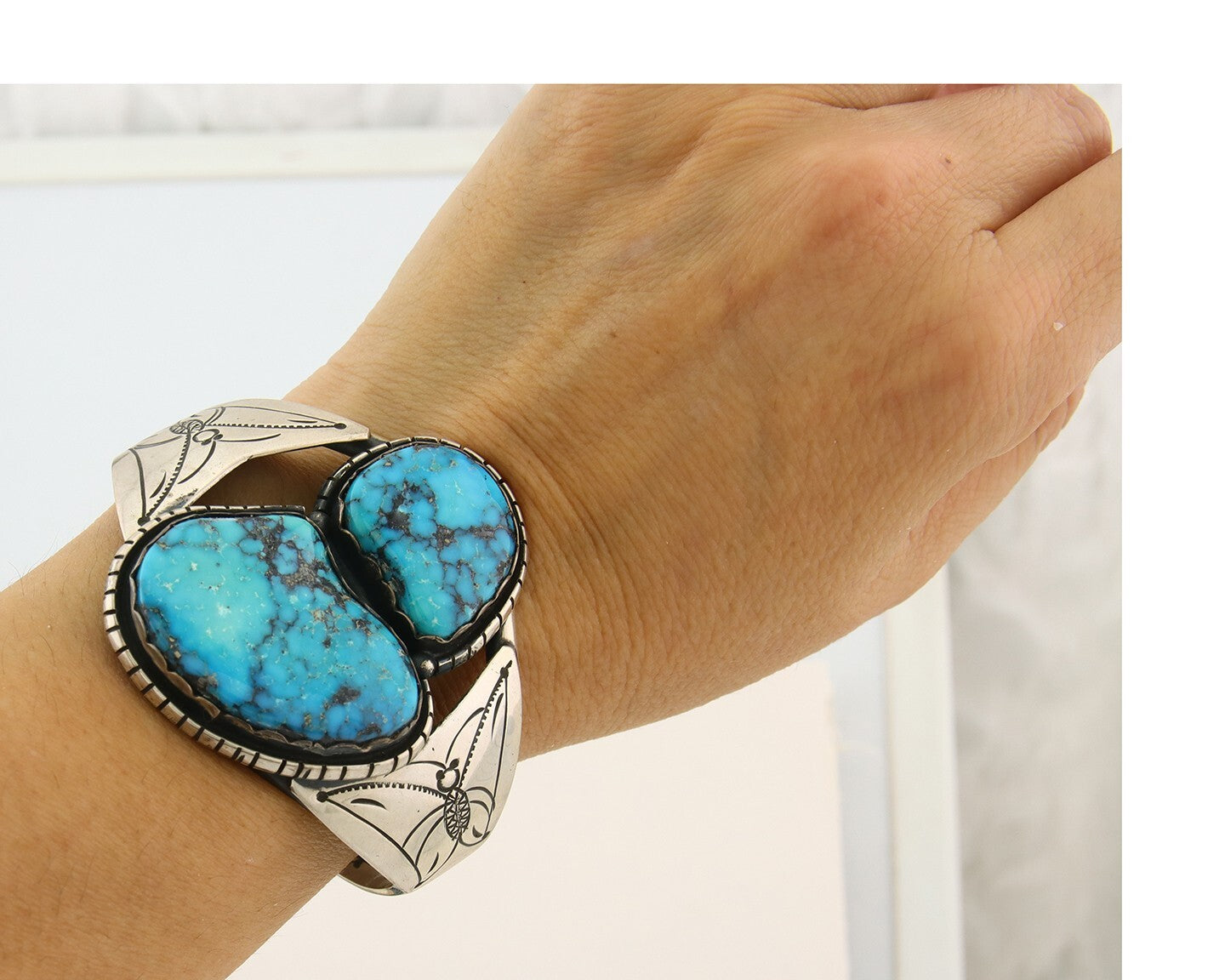 Navajo Bracelet 925 Silver Natural Bisbee Turquoise Cuff Signed Tony Guerro C80s