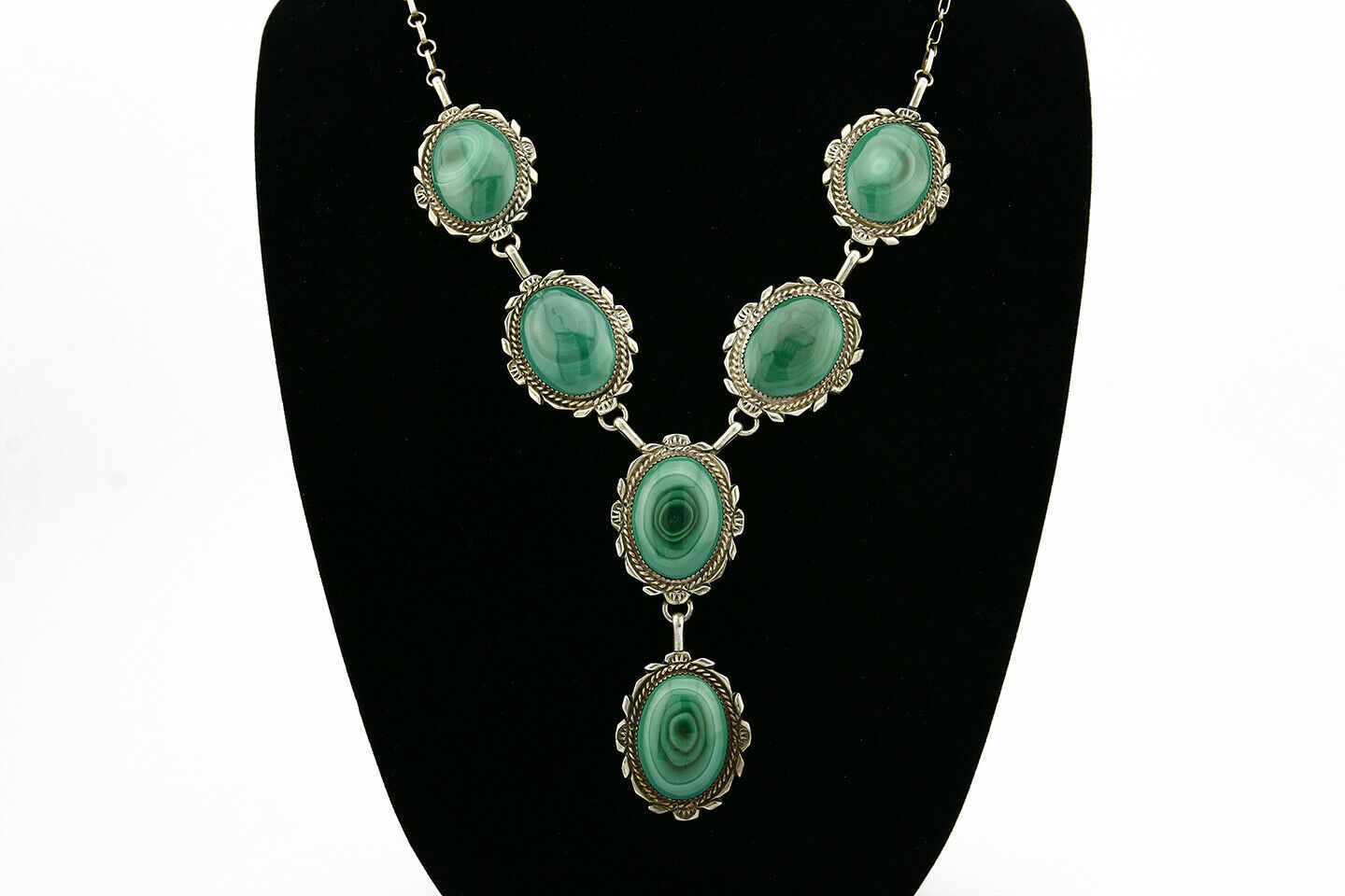 C.80-90's Navajo Signed TALHAT .925 SOLID Silver Natural Malachite Necklace