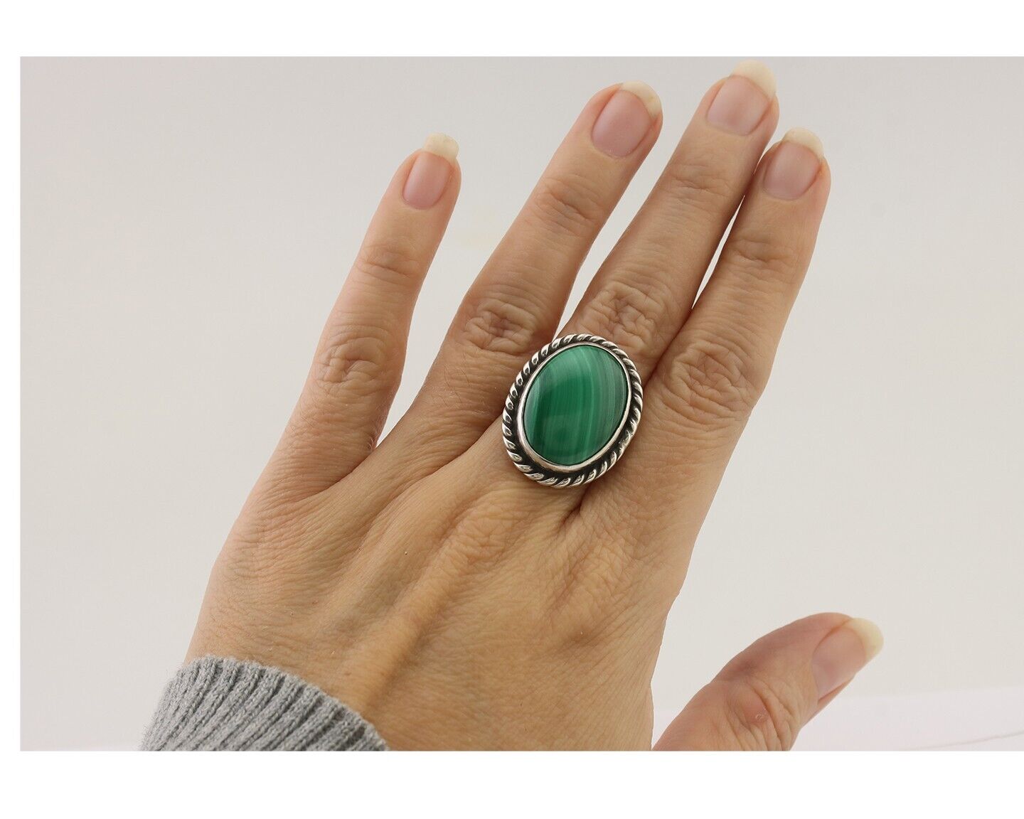 Navajo Ring 925 Silver Natural Malachite Native American Artist Size 8.0 C.80's