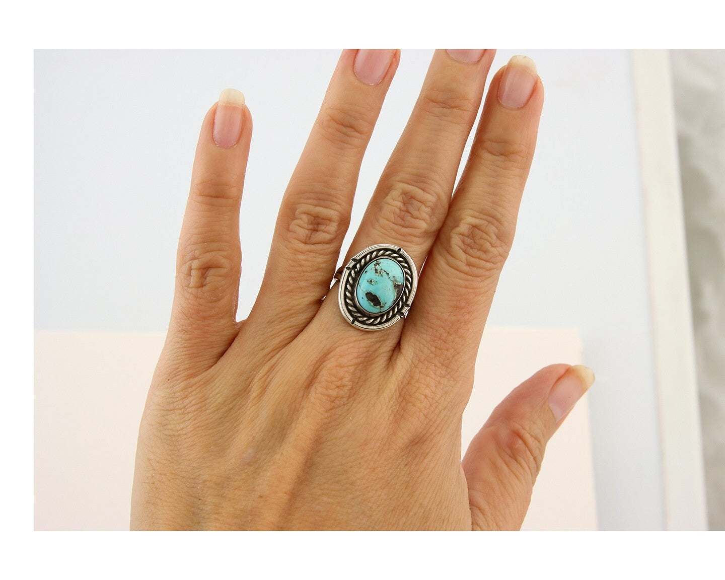 Navajo Ring 925 Sterling Natural Mined Arizona Arist Turquoise C.80's Size 6.0