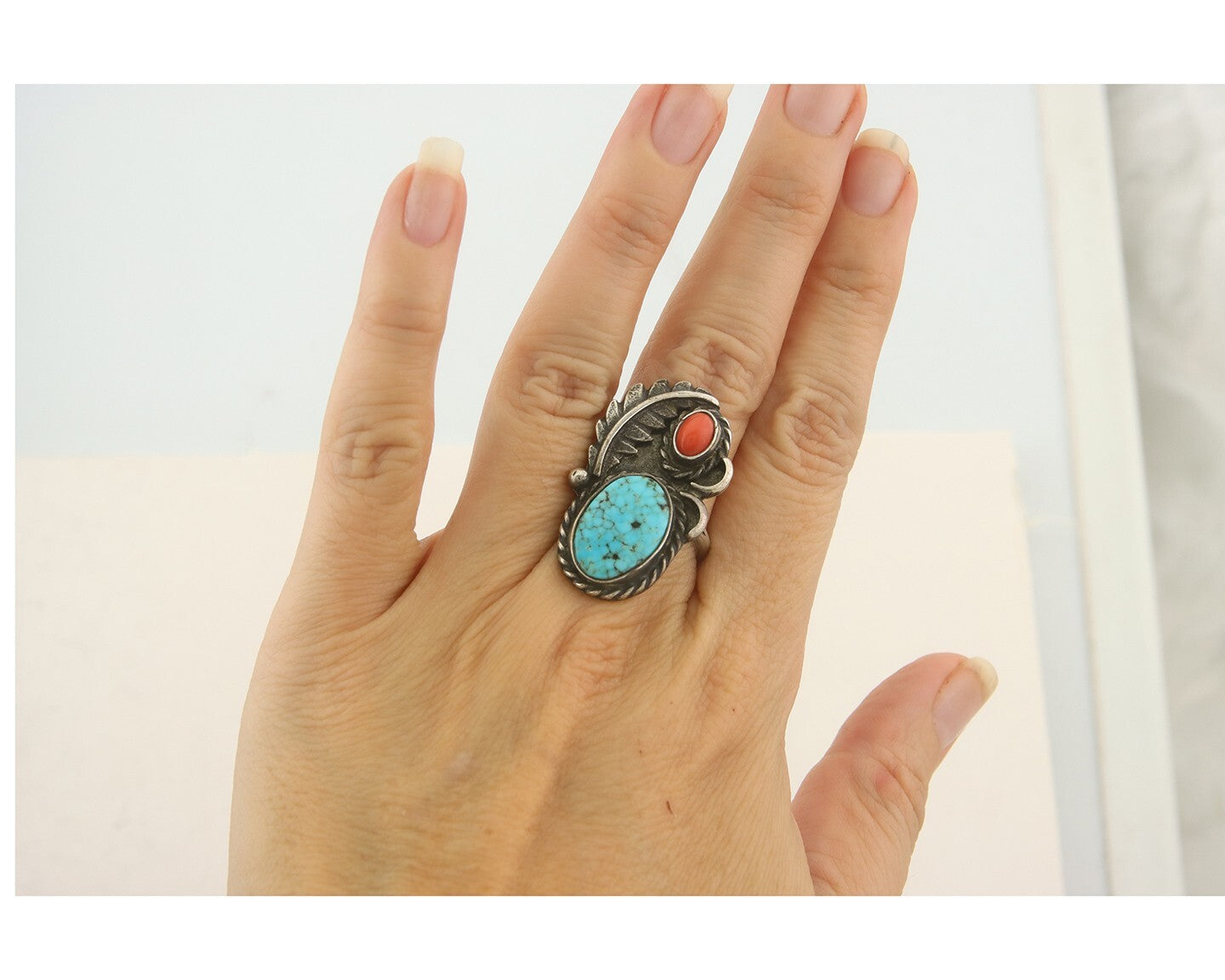 Navajo Ring 925 Sterling Turquoise & Coral Native Artist C.80's Size 7.5